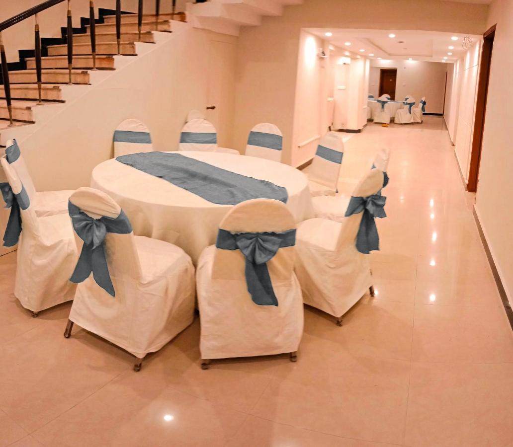 Hayat Grand Guest House Islamabad Zewnętrze zdjęcie