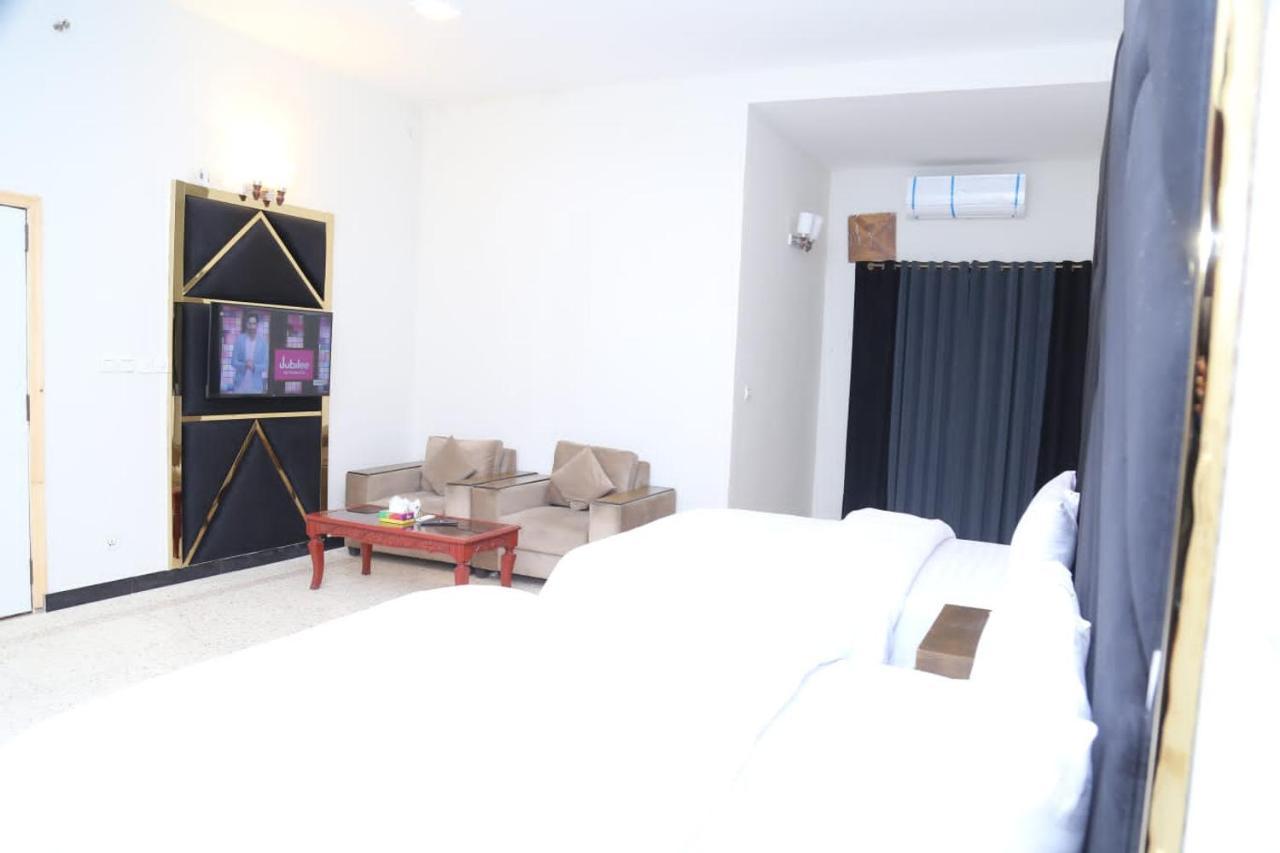 Hayat Grand Guest House Islamabad Zewnętrze zdjęcie