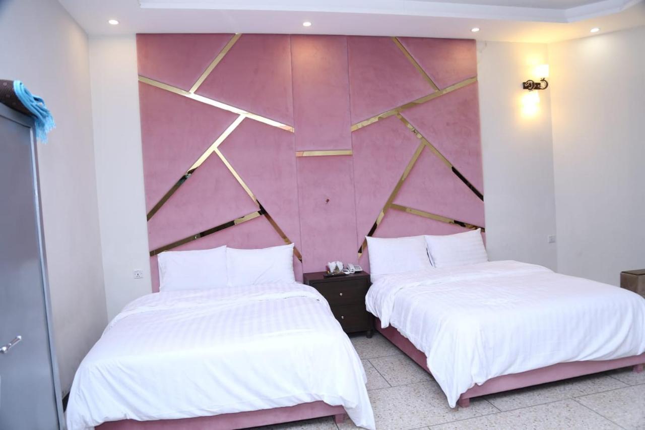 Hayat Grand Guest House Islamabad Zewnętrze zdjęcie