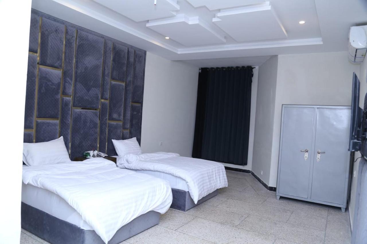 Hayat Grand Guest House Islamabad Zewnętrze zdjęcie